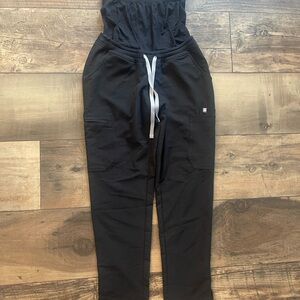 Womens Maternity Scrubs- FIGS brand